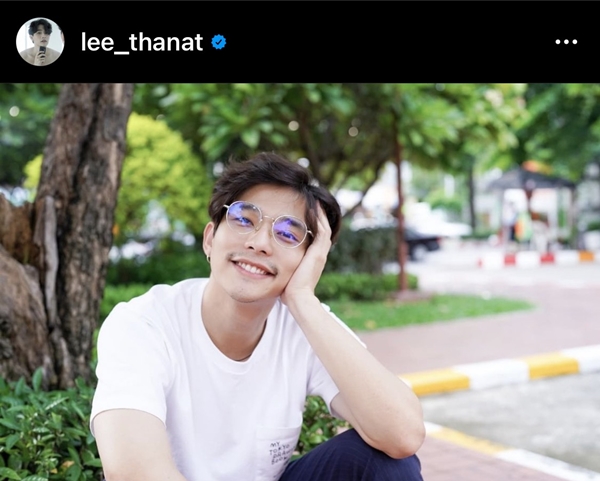 ลี ฐานัฐพ์ เผยตั้งใจเปิดประมูลกีตาร์ตัวโปรด มอบเงินช่วย รพ.สนาม ลี ฐานัฐพ์ เผยตั้งใจเปิดประมูลกีตาร์ตัวโปรด มอบเงินช่วย รพ.สนาม