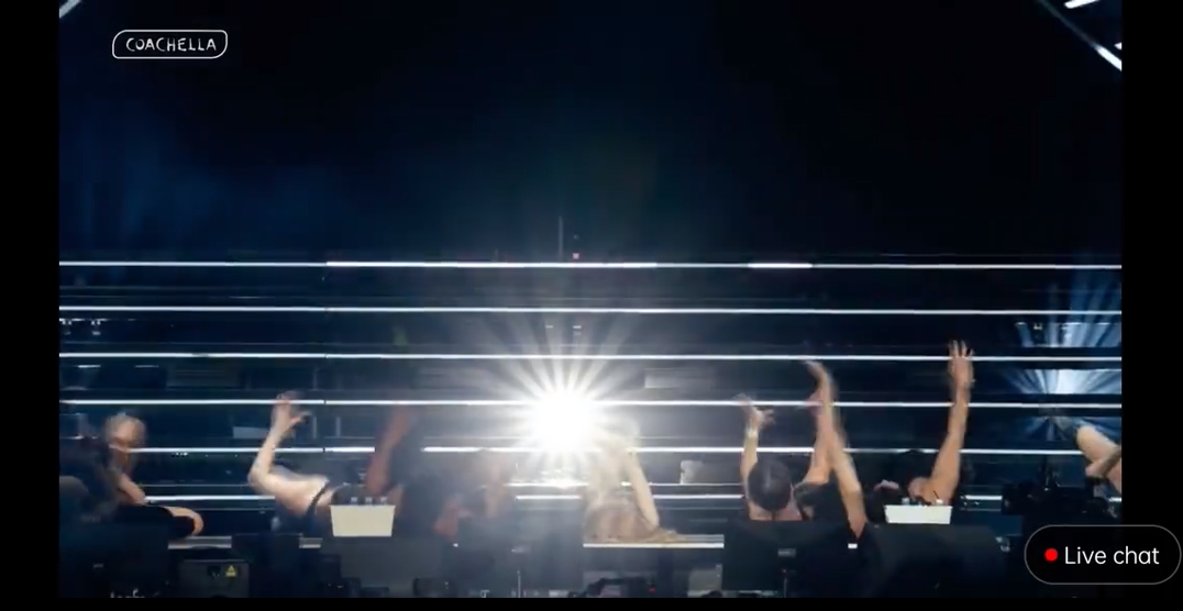 เทียบกันจะ ๆ โชว์ BLACKPINK Coachella 2023 Week 2 ดีกว่าเดิม!!! 