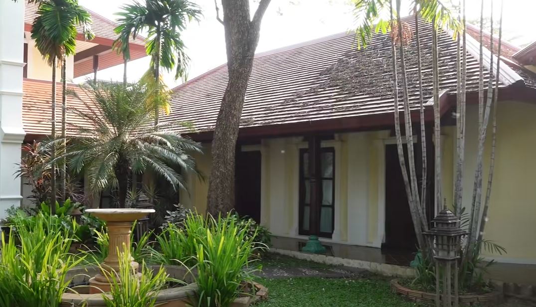 “หลุยส์ - นุ่น” ตัดสินใจขายบ้านหรูที่จังหวัดเชียงใหม่