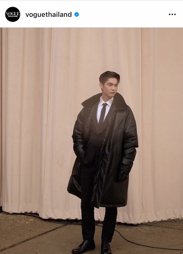 ‘ไบร์ท วชิรวิชญ์’ กระทบไหล่นางเอก Bridgerton 2 ที่ลอนดอนแฟชั่นวีค (มีคลิป)