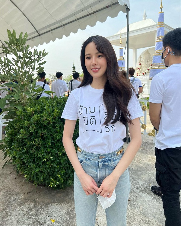 เจนิส เผย อยู่วงการมา 4 ปี เตรียมพลิกบทบาทรับบทนางเอก (มีคลิป) 