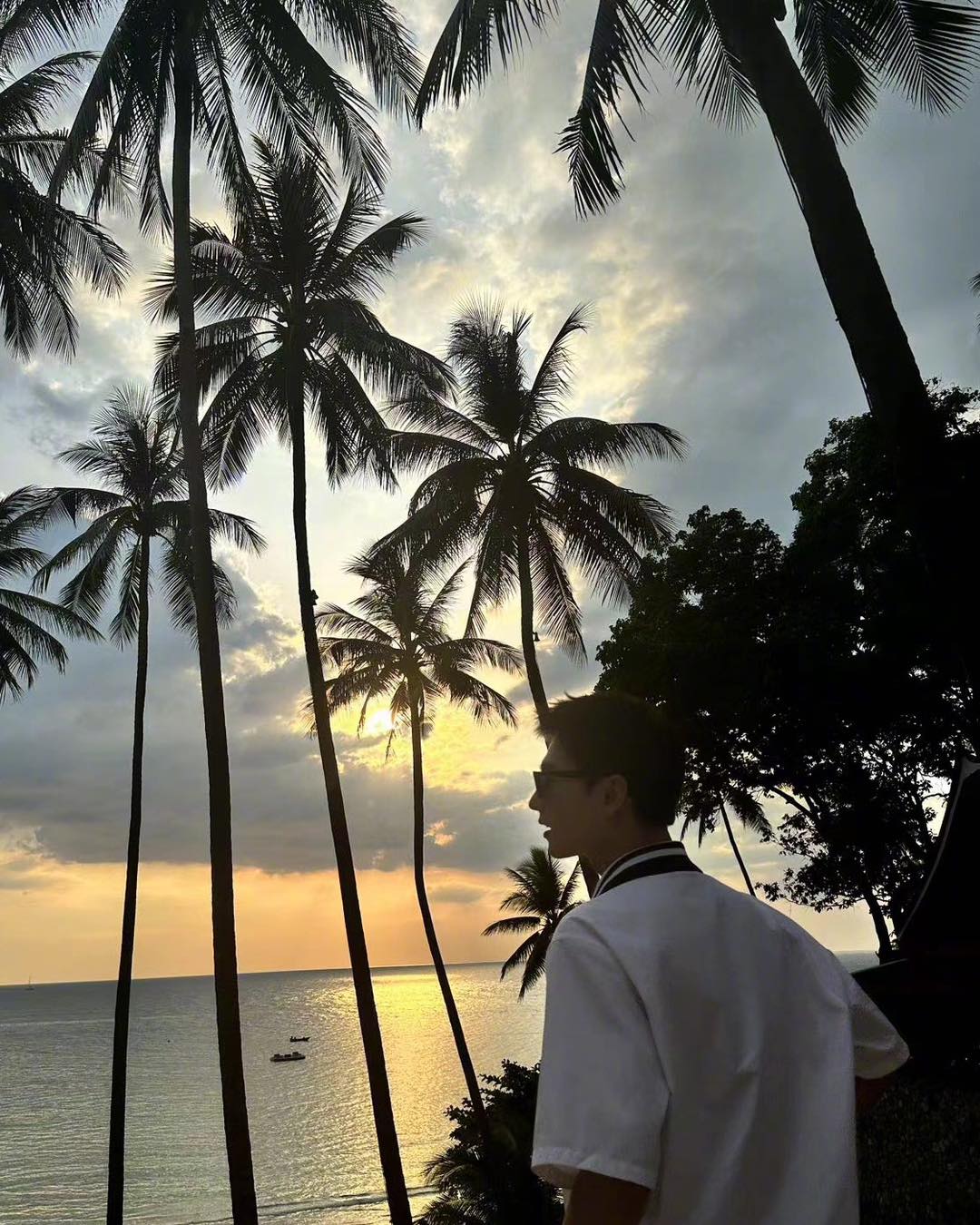 #ประเทศไทยมีหยางหยาง!! พระเอกซุปตาร์จีนลัดฟ้าเที่ยวตรุษจีนที่ภูเก็ต #ประเทศไทยมีหยางหยาง!! พระเอกซุปตาร์จีนลัดฟ้าเที่ยวตรุษจีนที่ภูเก็ต