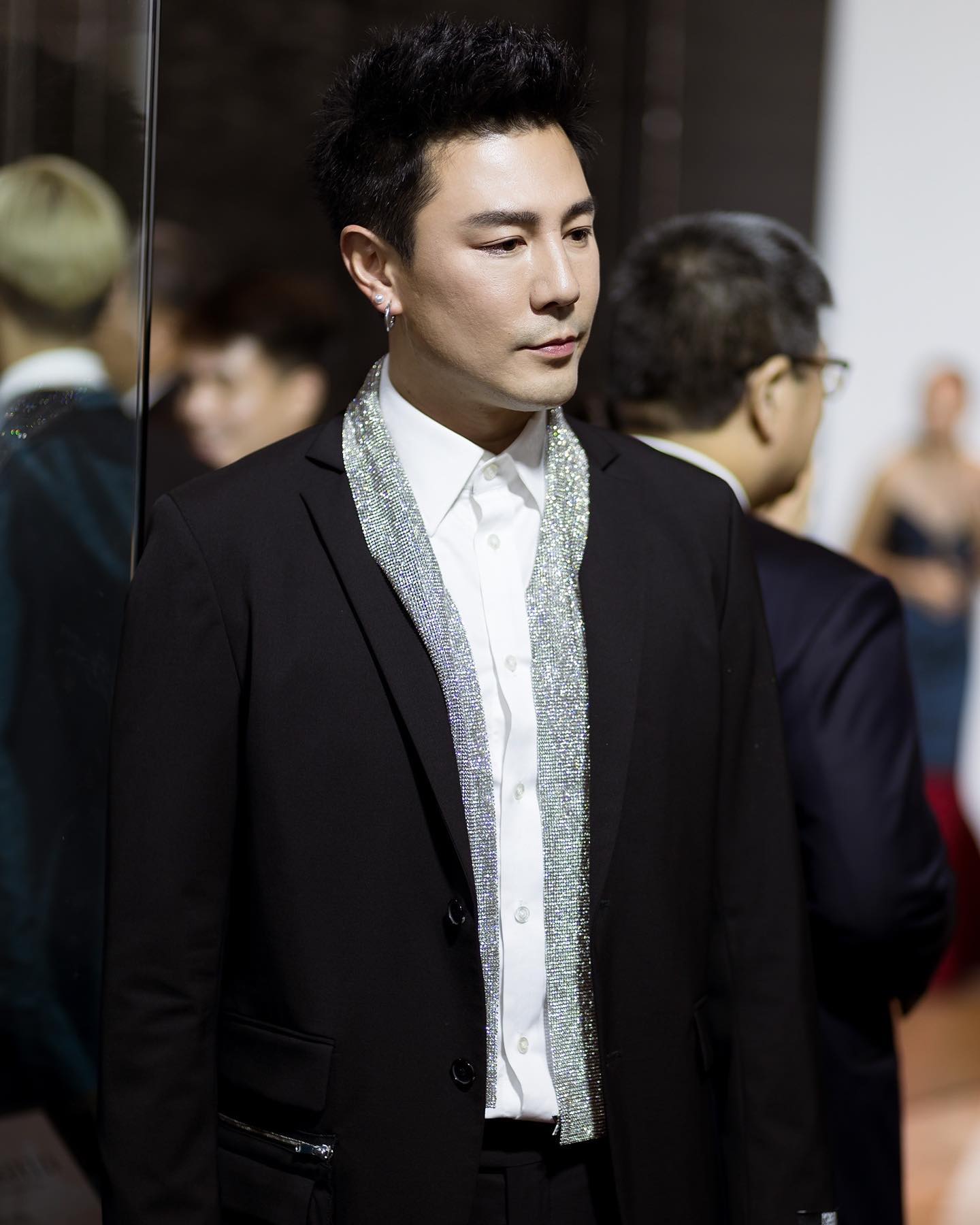 โดม ปกรณ์ ลัม คอมเมนต์ดึงสติ ILLSLICK หลังพูดพาดพิงนักร้องดัง 