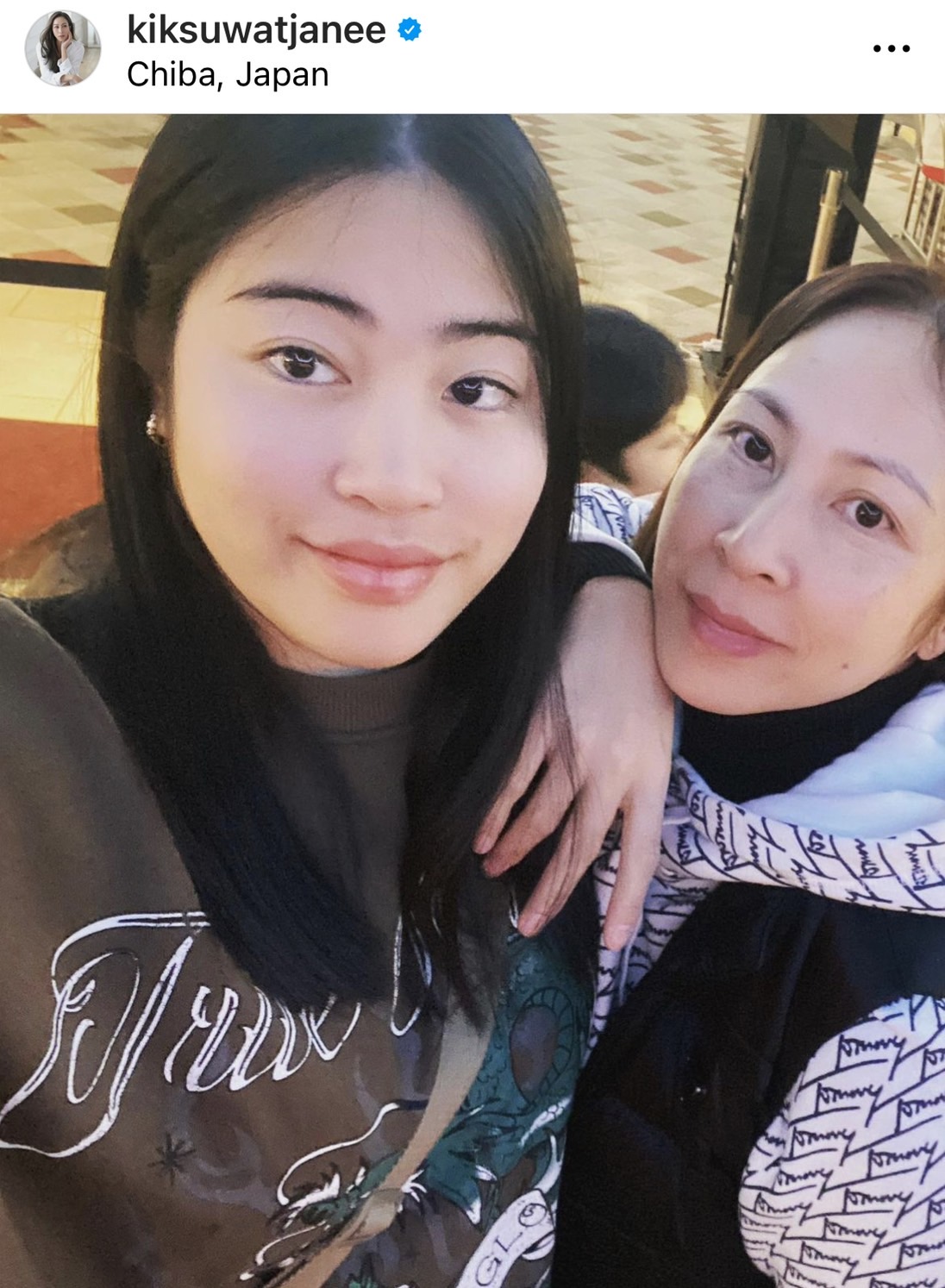 กิ๊ก สุวัจนี  เผยสาเหตุเมื่อก่อนลูกไม่ยอมให้ลงรูป ปลื้มโซเชียลชมความสวยลูกสาว   