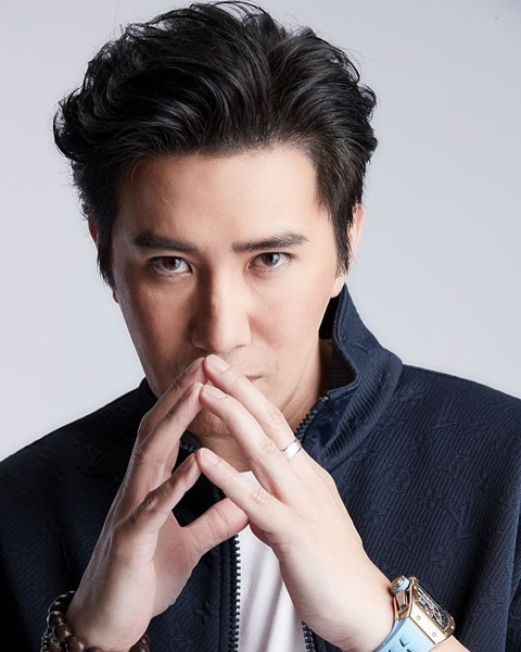 หนุ่ม กรรชัย ถึงกับสับสน!! หลังผลตรวจผู้กำกับเปลี่ยน ไม่พบเชื้อโควิด-19!!