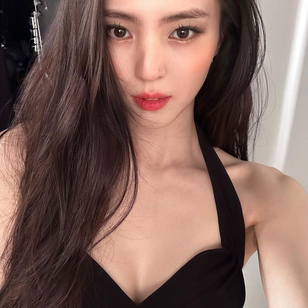 เหมือนอย่างกับฝาแฝด อิงอิง อิงณภัสร์ ถูกเพื่อนเทียบเหมือน ฮันโซฮี