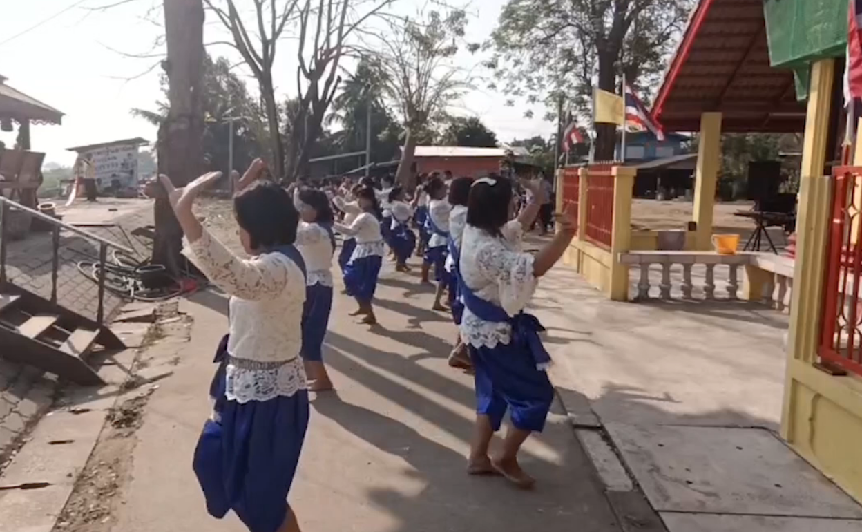 รวบแล้ว “เจ้าบอด” จระเข้หลุดลงแม่น้ำปิง-ชาวบ้านเฮ!รำแก้บน รวบแล้ว “เจ้าบอด” จระเข้หลุดลงแม่น้ำปิง-ชาวบ้านเฮ!รำแก้บน