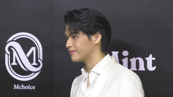 คัมแบคกร้าวใจ..สกาย ลุคค์ใหม่หล่อล่ำ  อ้อนฝากหนัง OMG รักจังวะผิดจังหวะ (มีคลิป) 