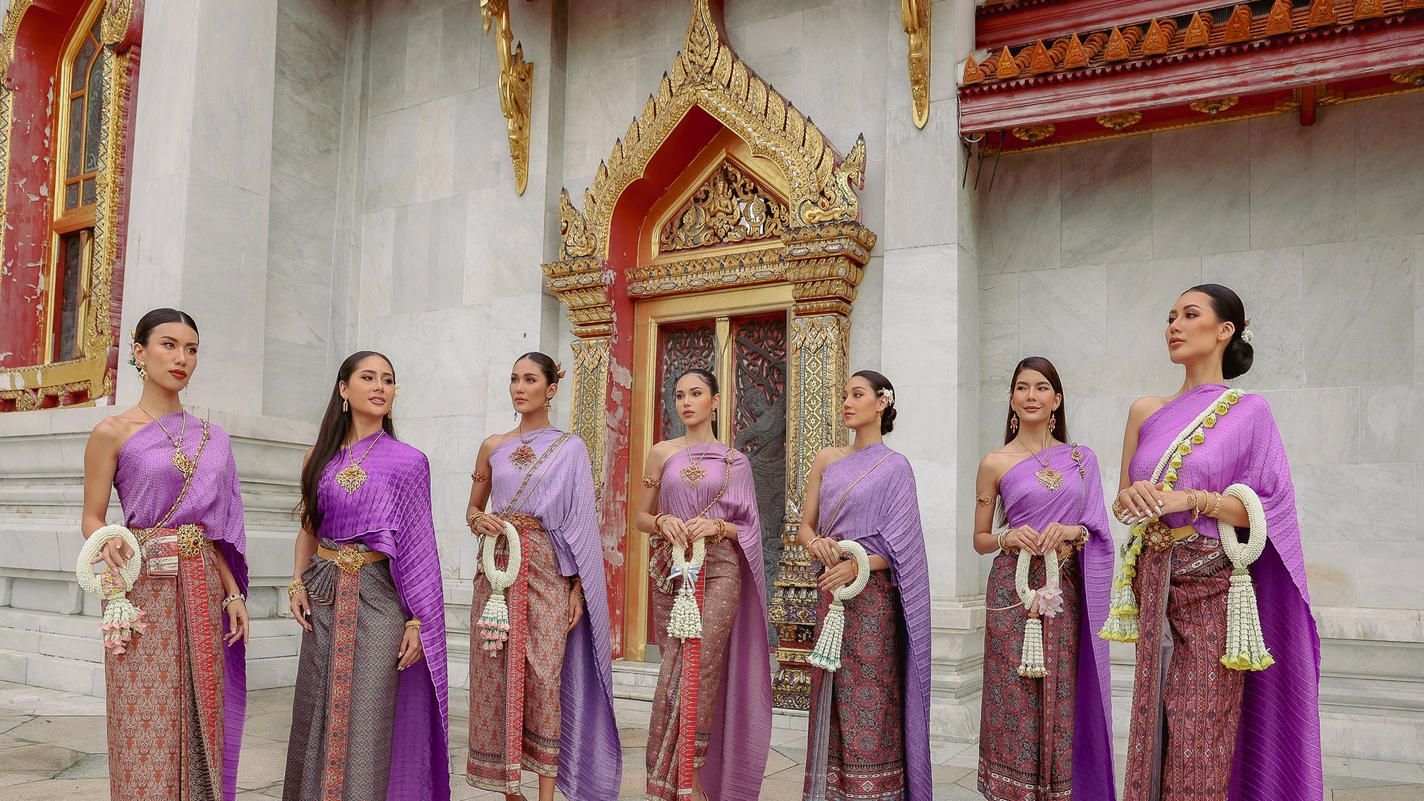 เอาฤกษ์เอาชัย 30 สาวงาม MUT2022 สวมชุดไทยไปทำบุญ (มีคลิป)