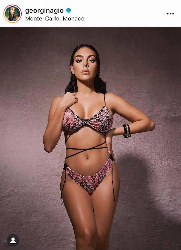 ได้ลูกแฝดเพิ่ม!! ‘คริสเตียโน่ โรนัลโด้’ แจ้งข่าวดีสมาชิกมาอีกสอง ได้ลูกแฝดเพิ่ม!! ‘คริสเตียโน่ โรนัลโด้’ แจ้งข่าวดีสมาชิกมาอีกสอง