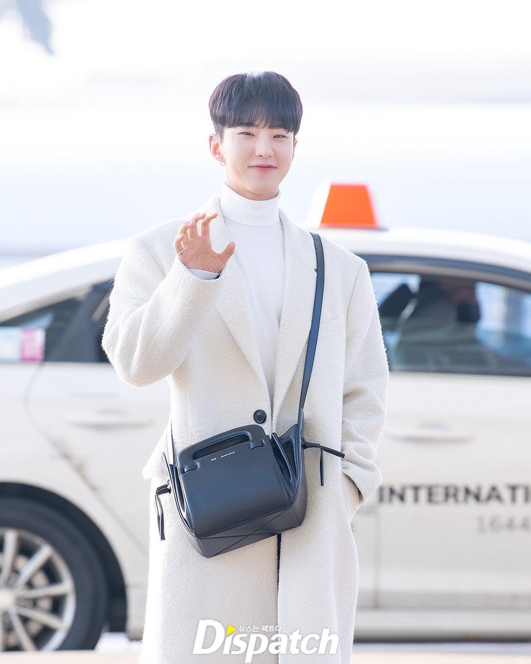 ส่องแอพอร์ตลุค!! 'จีมิน-เจโฮป-แทยัง-โฮชิ' ลัดฟ้าร่วมงานปารีสแฟชั่นวีค