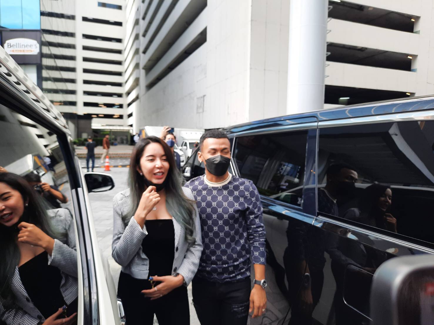 บอล เชิญยิ้ม โพสต์ยืนยัน กระรอก และภรรยา คือคนในครอบครัวและเป็นคนดี บอล เชิญยิ้ม โพสต์ยืนยัน กระรอก และภรรยา คือคนในครอบครัวและเป็นคนดี