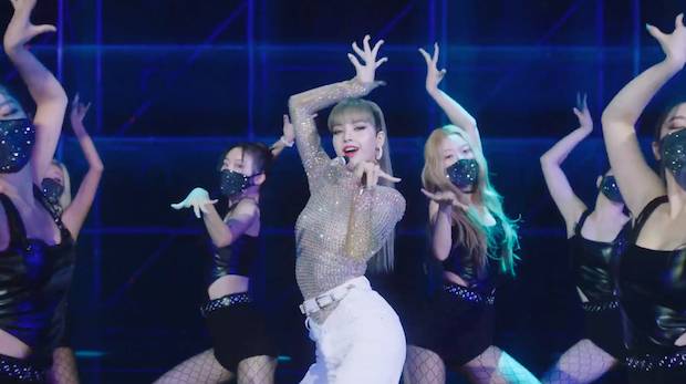 อย่าให้แม่องค์ลง!! แดนเซอร์อาชีพล้วนซูฮก ‘ลิซ่า’ หลังได้ร่วมงาน อย่าให้แม่องค์ลง!! แดนเซอร์อาชีพล้วนซูฮก ‘ลิซ่า’ หลังได้ร่วมงาน