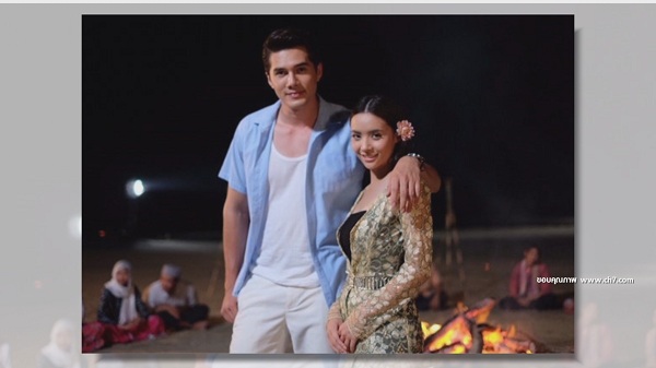 แฟนๆ คู่จิ้น “มุกดา-มิกค์” สุดปลื้ม “มัสยา” ลัดฟ้าฉายที่จีน  (มีคลิป)