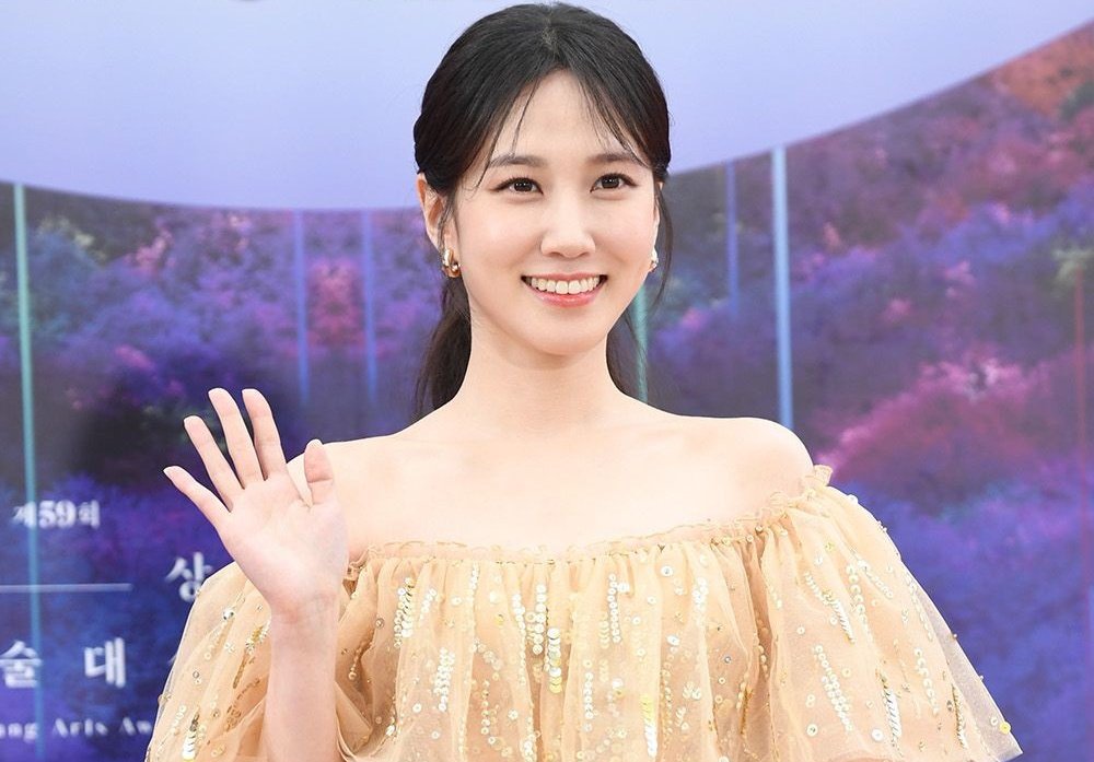 ลุ้น Baeksang Arts Awards!! ‘ซงฮเยคโย-ซูจี-พัคจินยอง-พัคโบกอม’ นำทัพซุปตาร์หล่อสวยบนพรมแดง