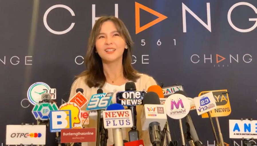 ออม สุชาร์ แต่งตัวสวยทุกวันรอ แอมป์ มาขอแต่งงาน ฝากไข่ไว้พร้อมมีลูก!!