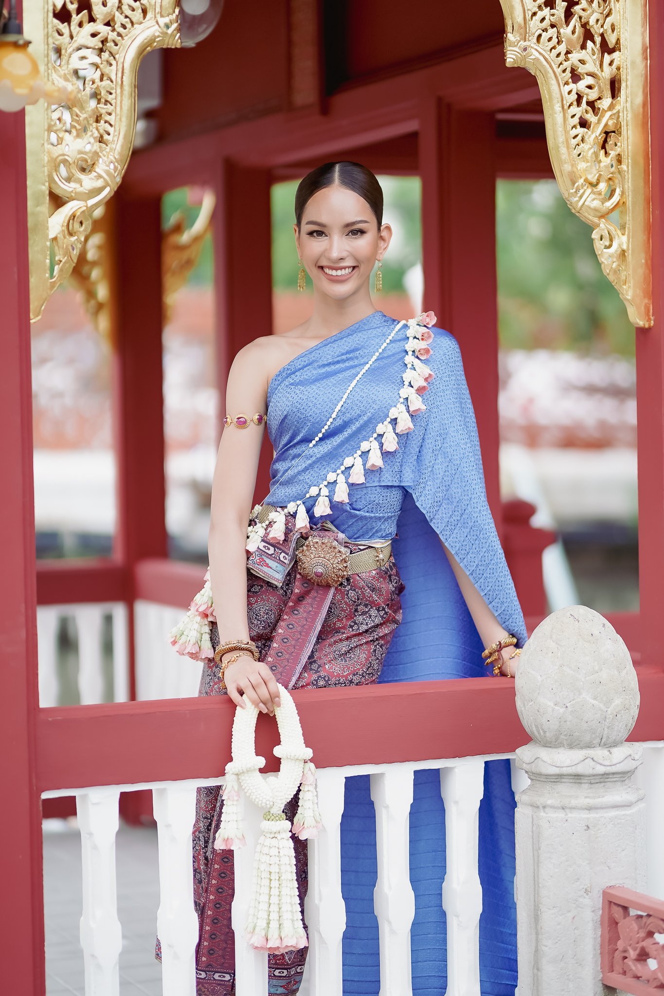 เอาฤกษ์เอาชัย 30 สาวงาม MUT2022 สวมชุดไทยไปทำบุญ (มีคลิป)