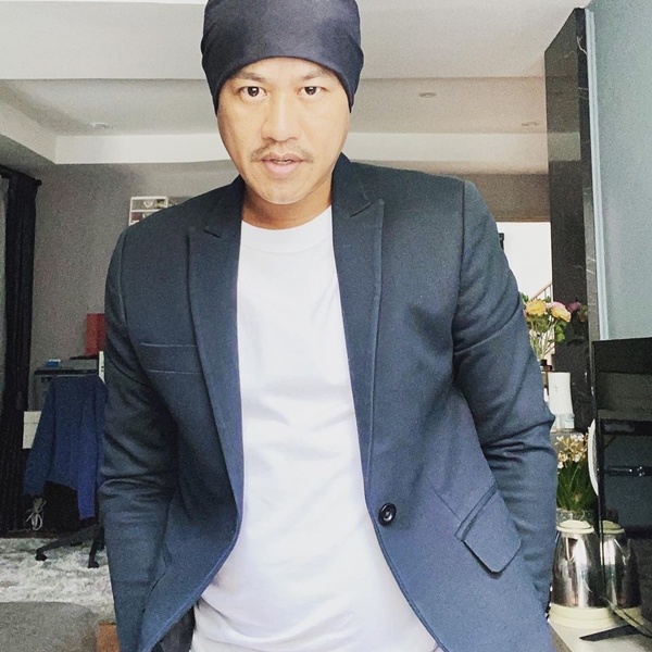 คนบันเทิง ไม่ฝืนคำสั่ง ศบค. ปิดร้านค้ากิจการ ป้องกันการแพร่ระบาดของโควิด คนบันเทิง ไม่ฝืนคำสั่ง ศบค. ปิดร้านค้ากิจการ ป้องกันการแพร่ระบาดของโควิด