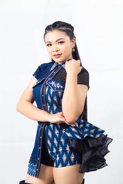 ใครเป็นใคร?! ย้อนดูรูปวัยเด็กของศิลปินคนดัง!! ใครเป็นใคร?! ย้อนดูรูปวัยเด็กของศิลปินคนดัง!!