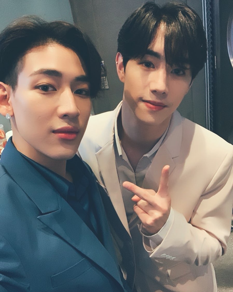 แฟนๆกรี๊ดลั่น มาร์ค - แบมแบม อวดรอยสักเลข 7 คู่กัน