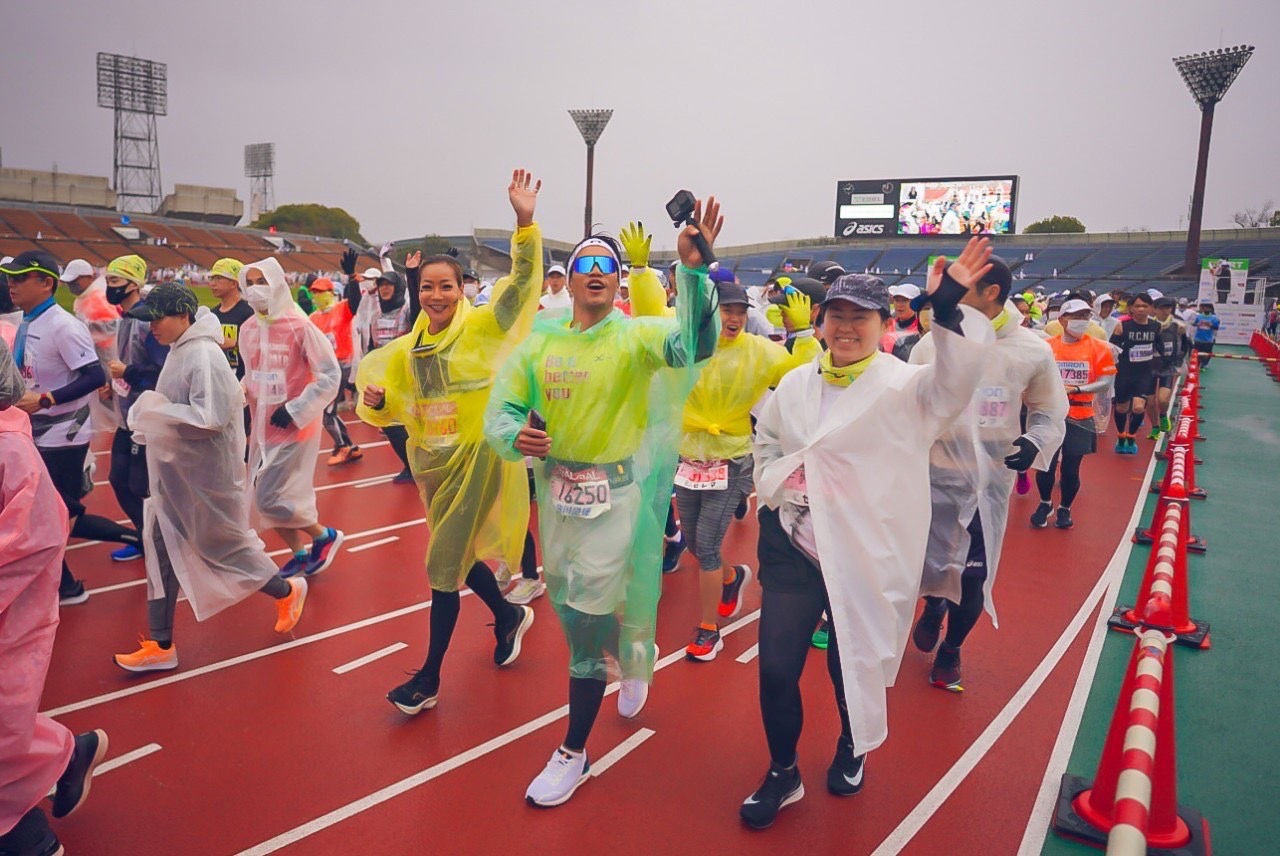 Kyoto Marathon 2023 ปิดฉากอย่างสวยงาม คนดังจากไทยเข้าเส้นชัยครบ! Kyoto Marathon 2023 ปิดฉากอย่างสวยงาม คนดังจากไทยเข้าเส้นชัยครบ!