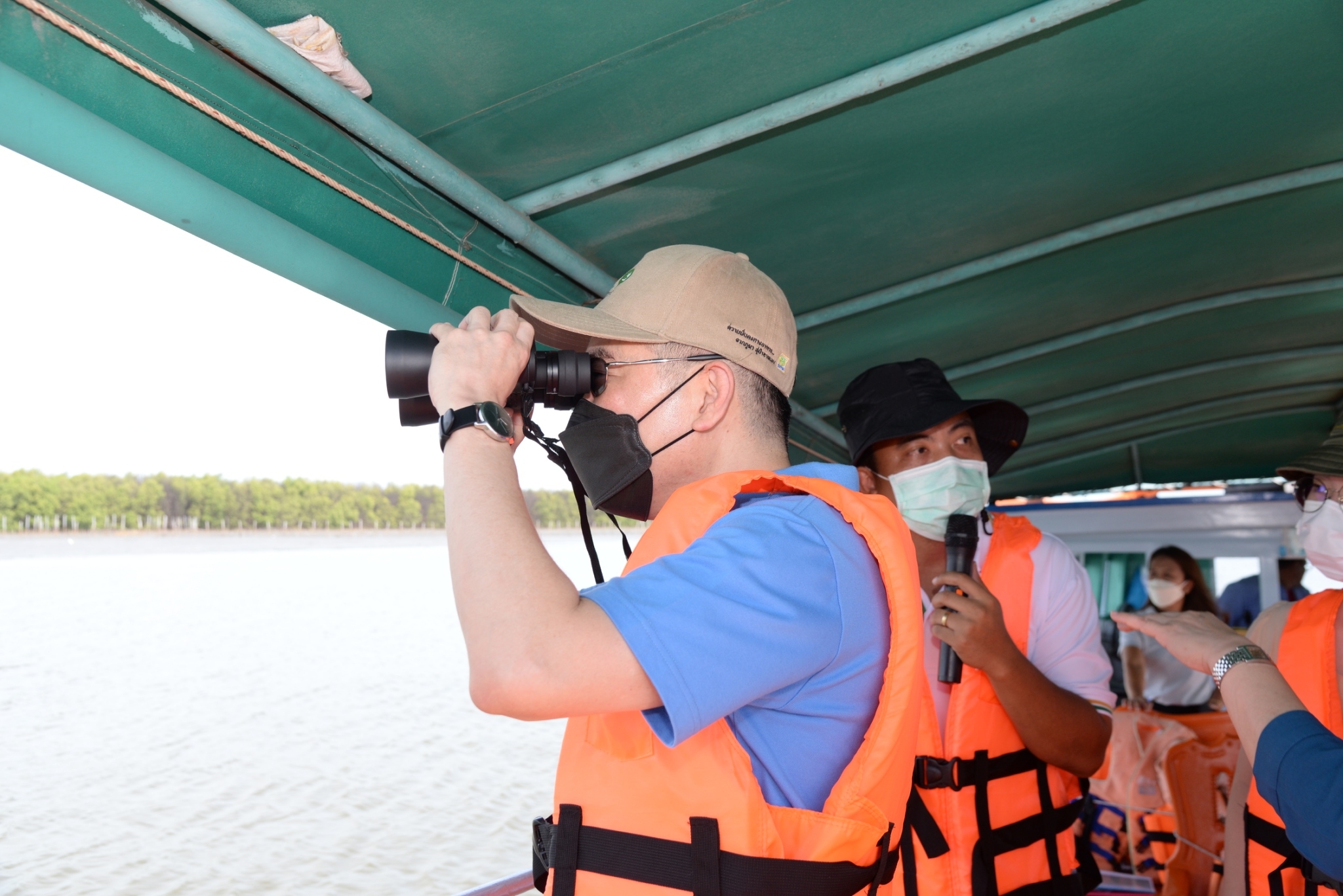 CEO ซีพีเอฟ เยี่ยมชมความสำเร็จโครงการฟื้นฟูป่าชายเลน ต.บางหญ้าแพรก จ.สมุทรสาคร CEO ซีพีเอฟ เยี่ยมชมความสำเร็จโครงการฟื้นฟูป่าชายเลน ต.บางหญ้าแพรก จ.สมุทรสาคร
