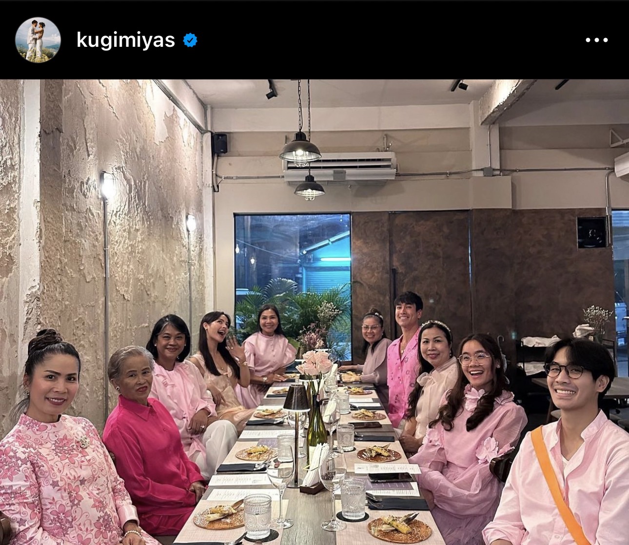 ณเดชน์-ญาญ่า เผยภาพ 2 ผู้มีพระคุณ ผู้อยู่เบื้องหลังความรักสุดหวานชื่น ณเดชน์-ญาญ่า เผยภาพ 2 ผู้มีพระคุณ ผู้อยู่เบื้องหลังความรักสุดหวานชื่น