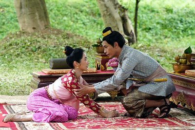 “บุหลันมันตรา” ละครแฝงเกร็ดประวัติศาสตร์ รวมทุกความรู้ ผสานความแฟนตาซี “บุหลันมันตรา” ละครแฝงเกร็ดประวัติศาสตร์ รวมทุกความรู้ ผสานความแฟนตาซี