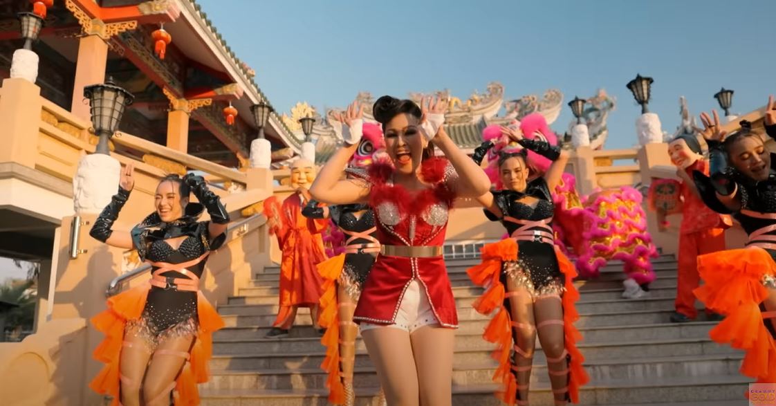 ส่องคอมเมนต์แฟนๆ หญิงลี ปล่อยเพลงใหม่ อ้อนแม่กินกุ้งแช่ ไวรัลใหม่มาแน่