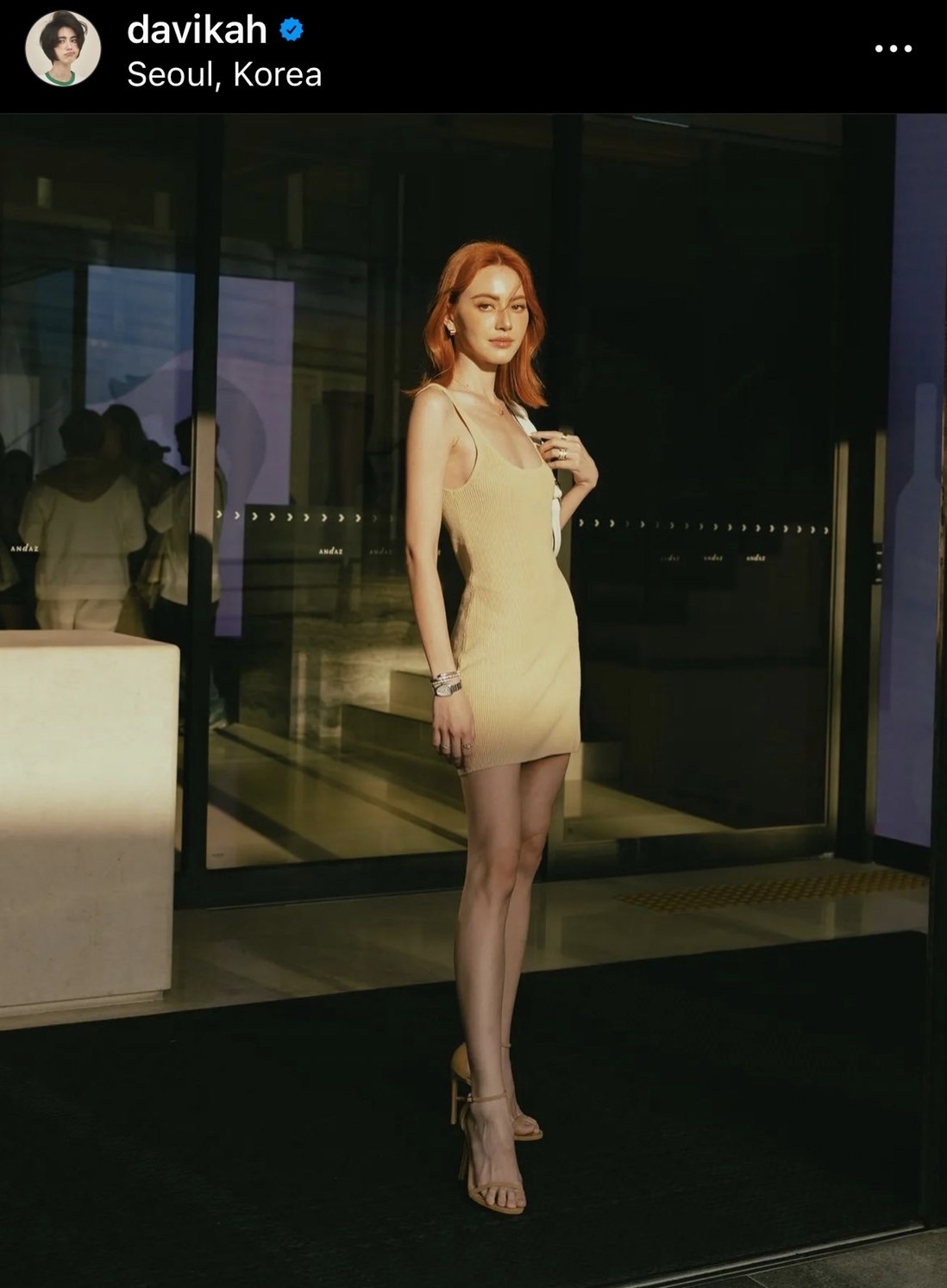 ใหม่ ดาวิกา สุดปลื้ม! กระทบไหล่ดาราดัง อาเลีย บาตต์