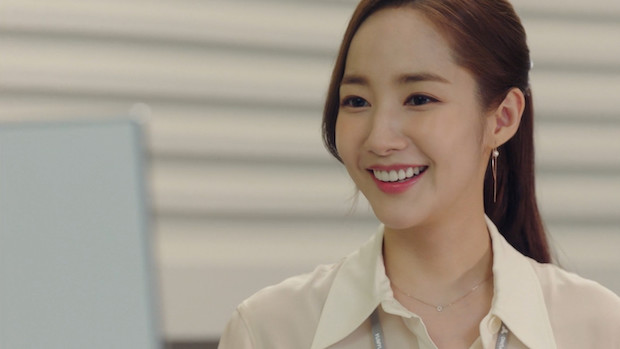 เล่นกับไฟ?!! แฟนๆ ห่วง ‘พัคมินยอง’ คบหนุ่มใหญ่มหาเศรษฐีมีคดีติดตัว