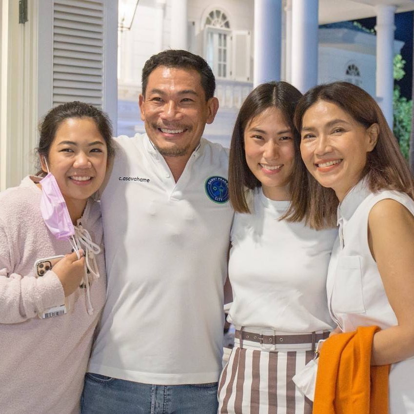 ตู่ นันทิดา-เพลง ชนม์ทิดา กราบโลงศพลา เอ๋ ชนม์สวัสดิ์ ทั้งน้ำตา