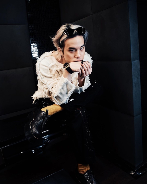 ต้นสังกัด ร่อนจดหมายชี้แจง TRINITY เหลือสมาชิก 3 คน ส่วน เจมส์ ธีรดนย์ อยู่ระหว่างการหาข้อตกลง ต้นสังกัด ร่อนจดหมายชี้แจง TRINITY เหลือสมาชิก 3 คน ส่วน เจมส์ ธีรดนย์ อยู่ระหว่างการหาข้อตกลง