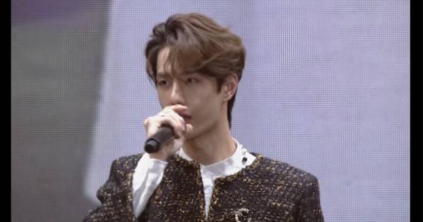 แรงข้ามปี!! “หวังอี้ป๋อ” คว้ารางวัลเซเลบสุดฮอตแห่งปีบนโซเชียลจีน แรงข้ามปี!! “หวังอี้ป๋อ” คว้ารางวัลเซเลบสุดฮอตแห่งปีบนโซเชียลจีน