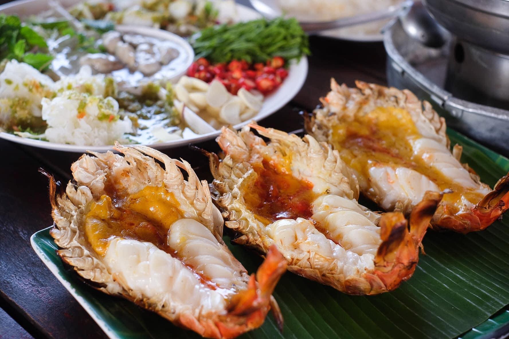 5 ร้านอาหาร ติดริมแม่น้ำบางปะกง รสเด็ด บรรยากาศดี การันตีคุณภาพ!