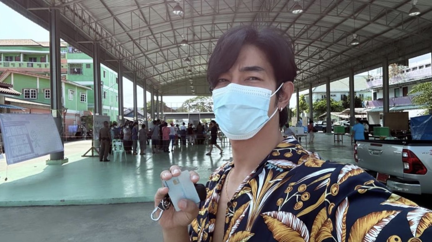 เลือกตั้ง 2566 ประมวลภาพ คนบันเทิง ไปใช้สิทธิเลือกตั้งช่วงเช้า