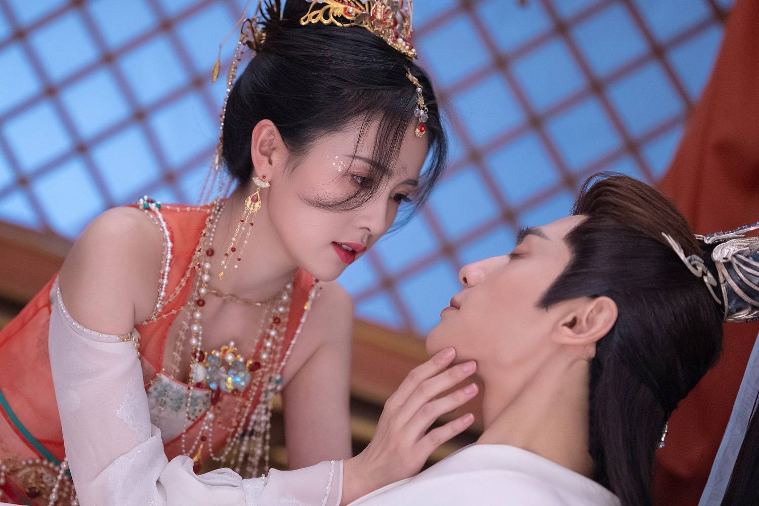 ฟินได้ทั้งพากย์-ซับไทย!! 'จันทราอัสดง' ลงจอทรูวิชั่นส์ สาวก ‘หลัวอวิ๋นซี - ไป๋ลู่’ ห้ามพลาด