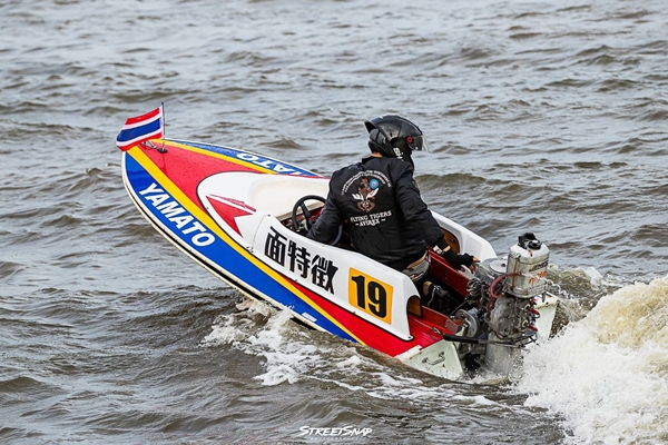 บีม ศรัณยู เผยเหตุการณ์เรือล่ม!! ล่าสุดอาการปลอดภัย บีม ศรัณยู เผยเหตุการณ์เรือล่ม!! ล่าสุดอาการปลอดภัย