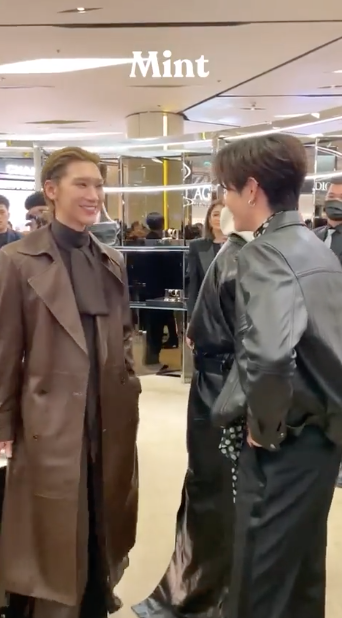 หล่อหรูคูลยกแพ็ค!! เปิดลุค ‘เตนล์ ชิตพล - มาร์ค ต้วน’ ร่วมอีเวนต์ Saint Laurent ในไทย หล่อหรูคูลยกแพ็ค!! เปิดลุค ‘เตนล์ ชิตพล - มาร์ค ต้วน’ ร่วมอีเวนต์ Saint Laurent ในไทย