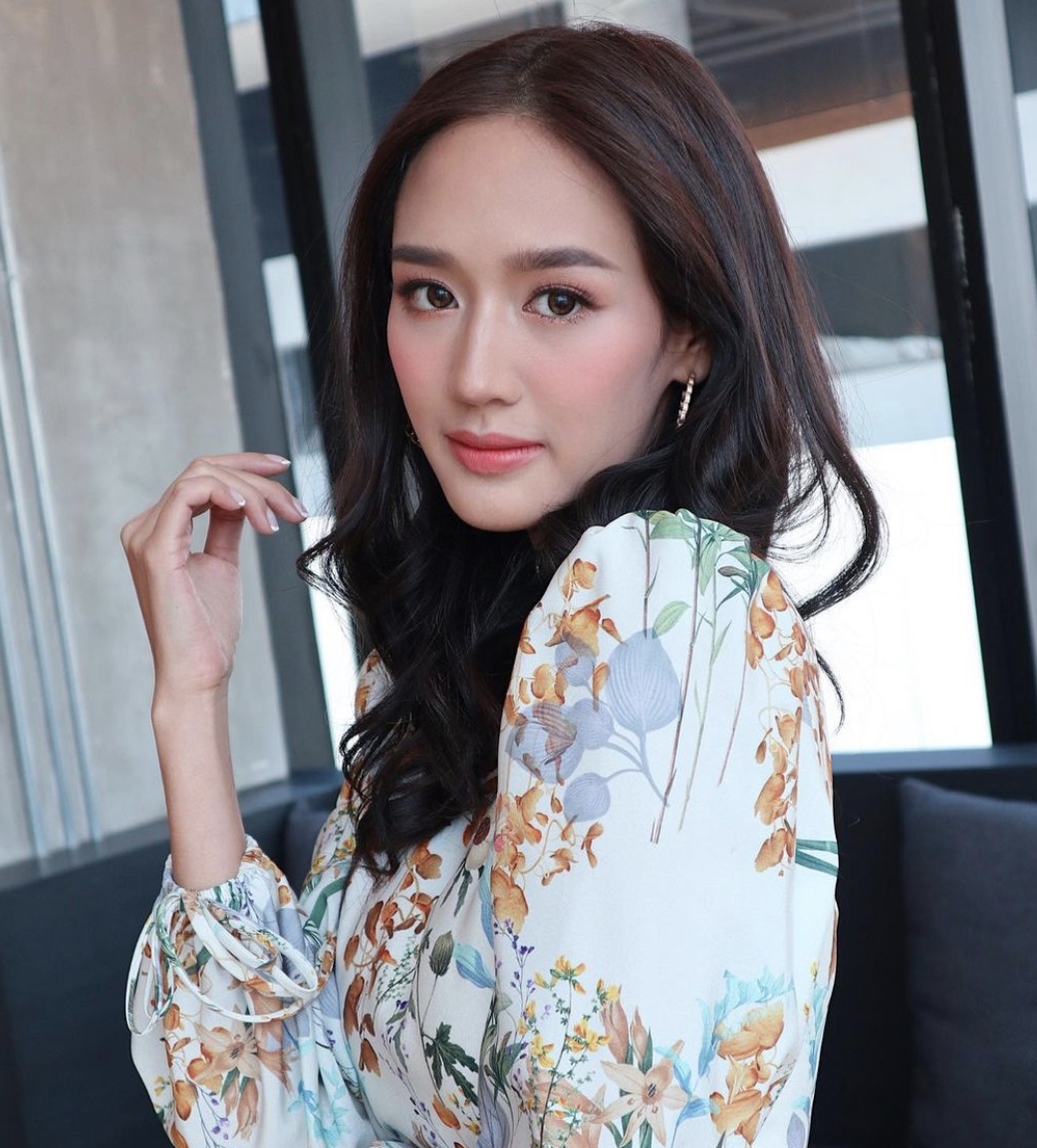 ประวัติ พาย รินรดา นางเอกสาวยิ้มสวย ถูกแซวเป็นหวานใจ เจมส์ มาร์ ประวัติ พาย รินรดา นางเอกสาวยิ้มสวย ถูกแซวเป็นหวานใจ เจมส์ มาร์