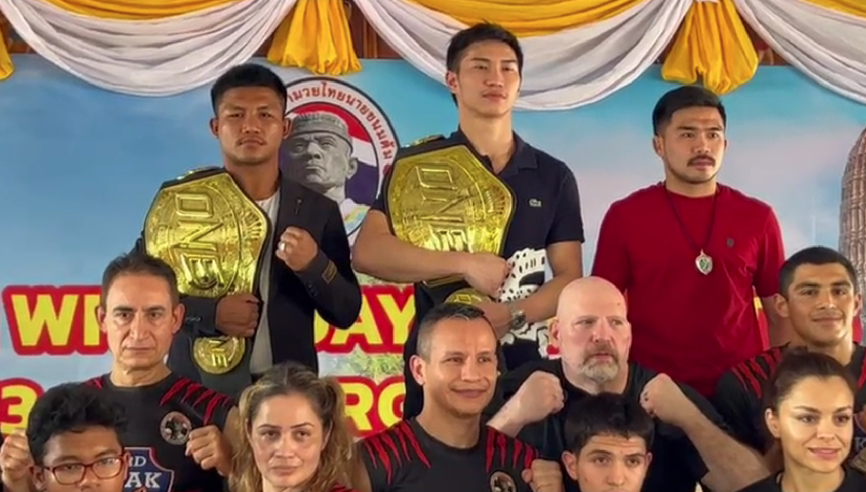 “รถถัง จิตรเมืองนนท์” โผล่เซอร์ไพรส์ ฝึกสอนมวยไทยนานาชาติ
