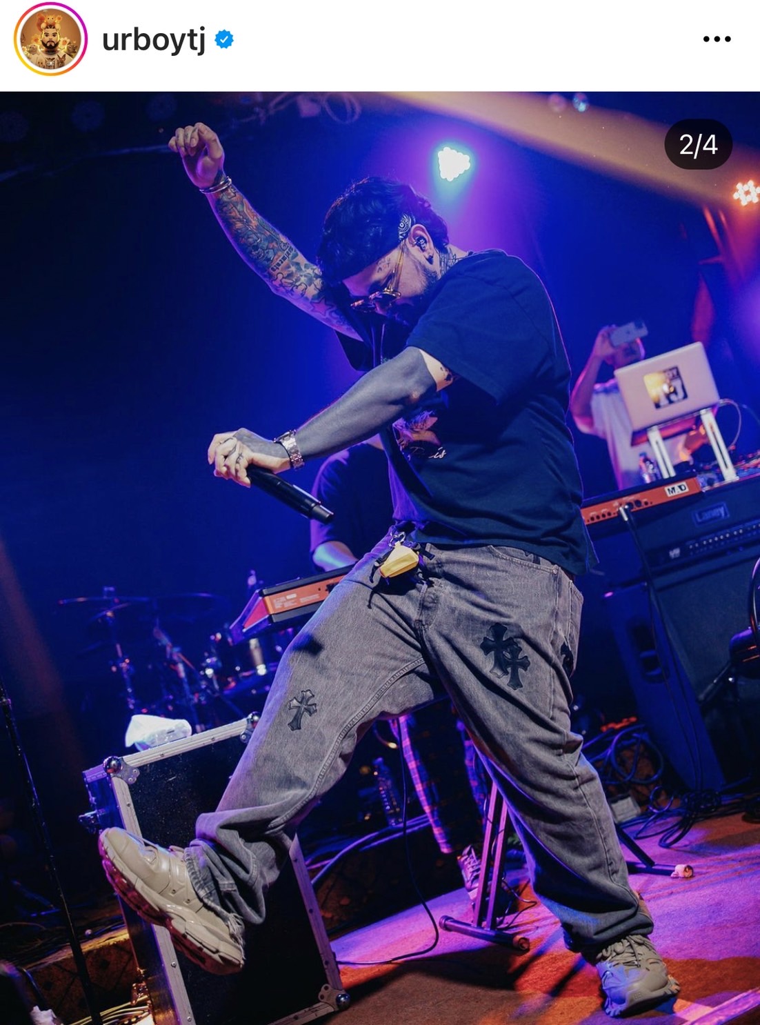 UrboyTJ เคลื่อนไหว โพสต์ ผมยังมีชีวิตอยู่ครับ ขอบคุณทุกกำลังใจ และกำลังรักษาตัว UrboyTJ เคลื่อนไหว โพสต์ ผมยังมีชีวิตอยู่ครับ ขอบคุณทุกกำลังใจ และกำลังรักษาตัว