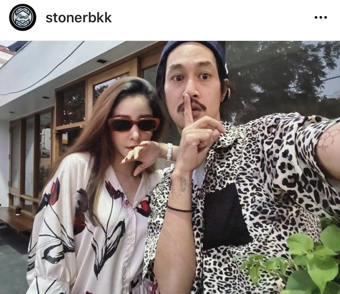 ต้นหอม ดึงสติชาวเน็ต หยุดวุ่นวายกับเบิร์ดแฟนแตงโม เพราะเขาไม่ใช่ดารา... ต้นหอม ดึงสติชาวเน็ต หยุดวุ่นวายกับเบิร์ดแฟนแตงโม เพราะเขาไม่ใช่ดารา...